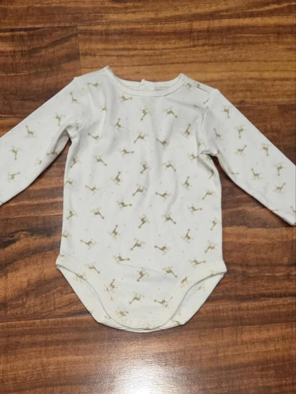 Janie and Jack NWT/GUC 0-3 Months Giraffe Bodysuit, Knit Hat, Reversible Blanket
